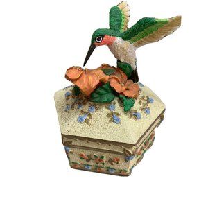 2001 Holsted House Music Box Ruby Throated Hummingbird Wings of Love Collection
